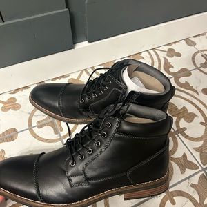 Arkbird Fashion Dress Boot for Men Genuine Leather Upper Cap Toe.